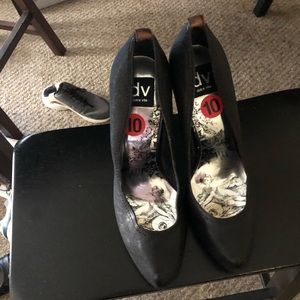 Dolce Vita pumps.